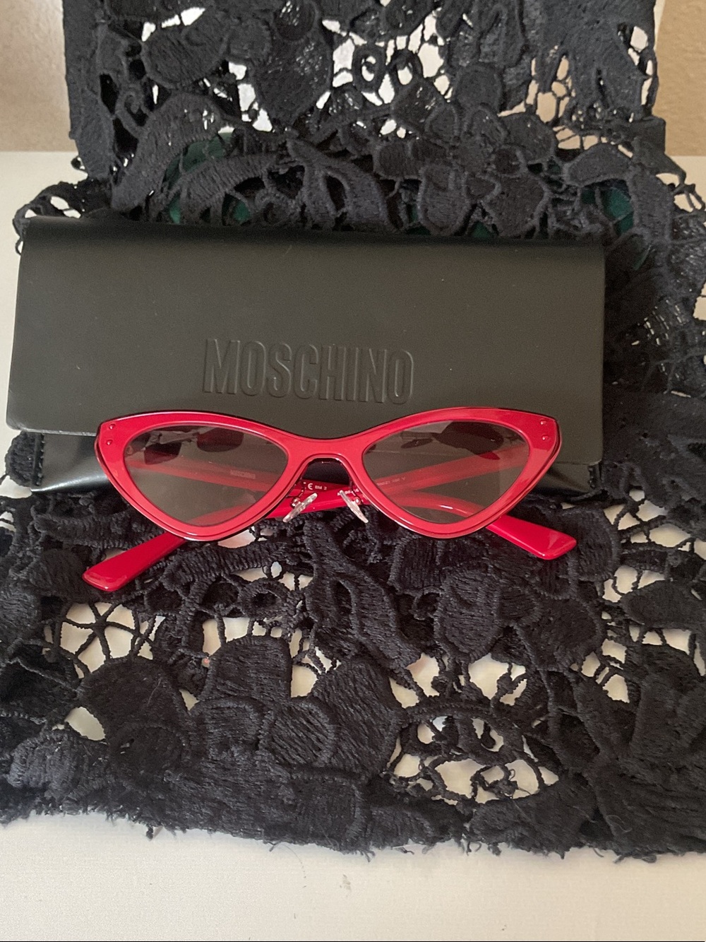 Moschino Red Cat-Eye Sunglasses with Matching Temples